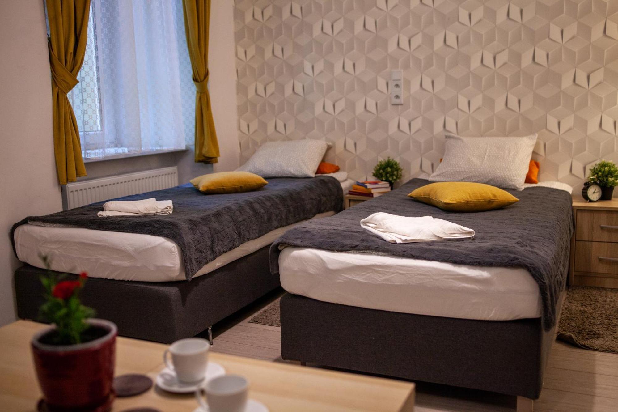 Lukas Guest Rooms Krasków Eksteriør bilde